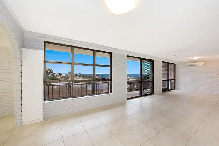 Unit 6 'Tarrohan Lodge' 45 Verney Street, Kings Beach QLD 4551