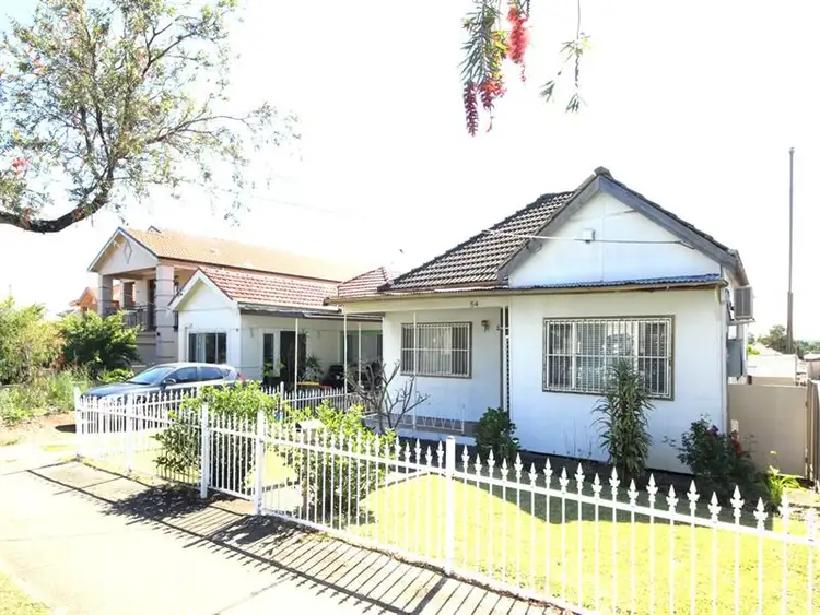 54 Moreton St, Lakemba NSW