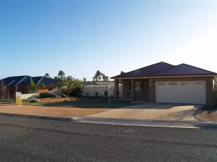35 Mary Starr Dr, Waikerie SA