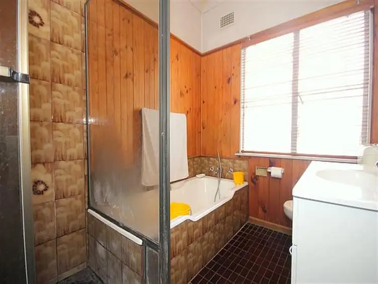 Sixth view of Homely house listing, 44 Winifred St, Condell Park NSW