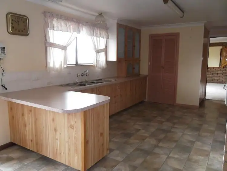 Fourth view of Homely house listing, 32 Comerford St, Cowra NSW
