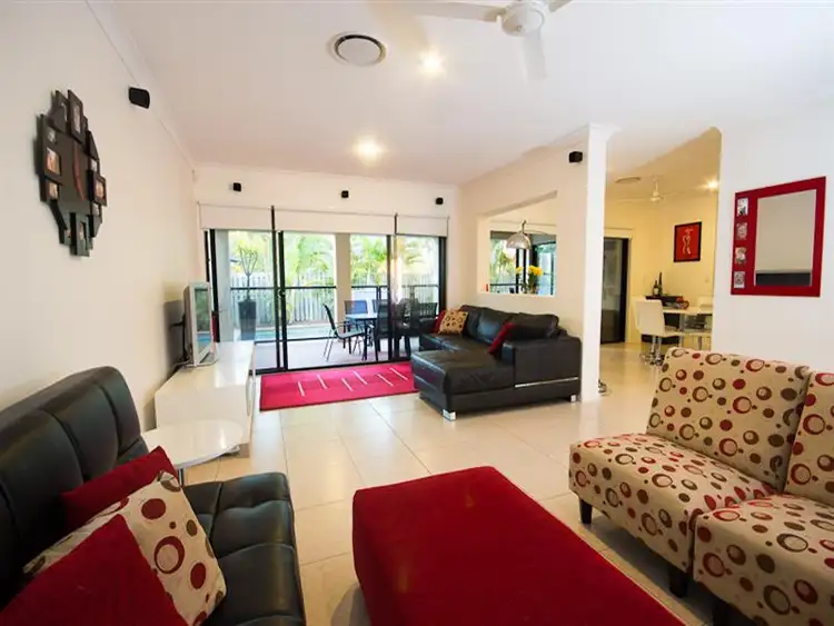 15 Eastpark Dr, Helensvale QLD