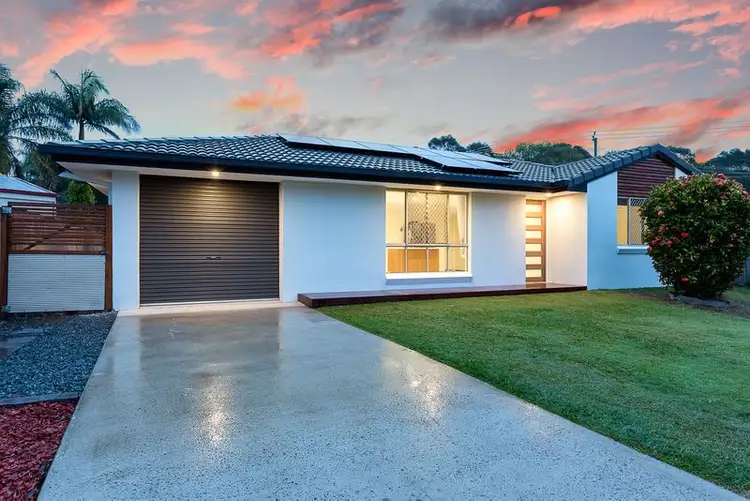 32 Jay Crescent, Redland Bay QLD 4165