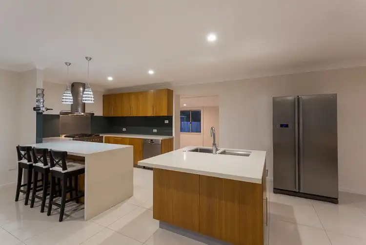 Second view of Homely house listing, 32 Jay Crescent, Redland Bay QLD 4165