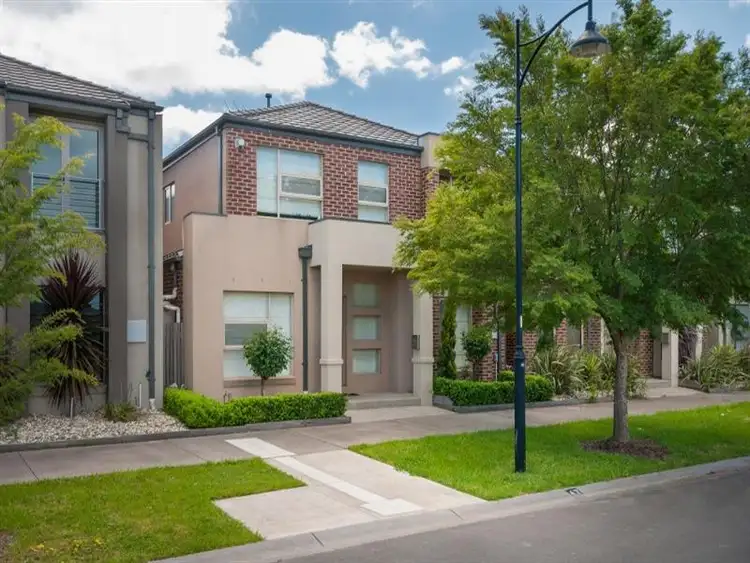 Main view of Homely house listing, 47 Bellfield Dr, Craigieburn VIC