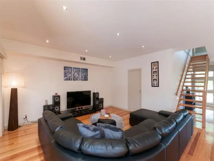 Fifth view of Homely house listing, 47 Bellfield Dr, Craigieburn VIC