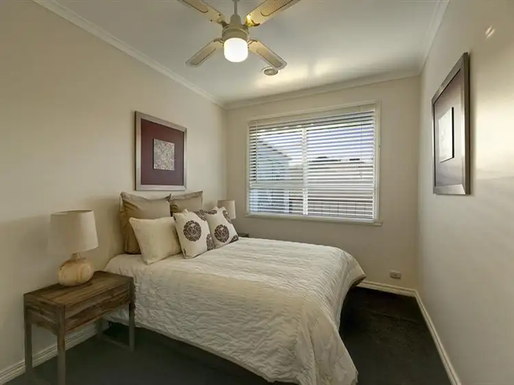 Sixth view of Homely house listing, 37 Cameron Pde, Bundoora VIC