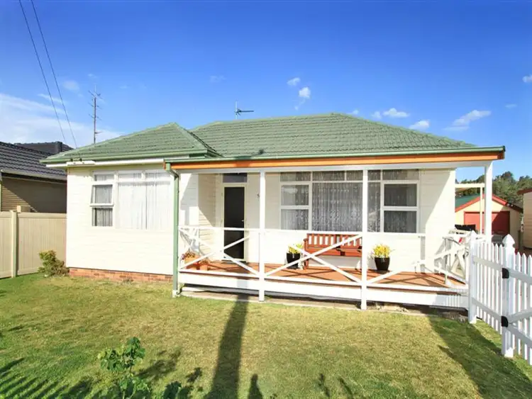 5 Lakelands Dr, Dapto NSW