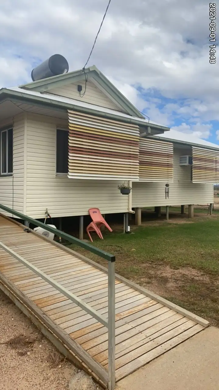 32 Beaconsfield Street, Hughenden QLD 4821