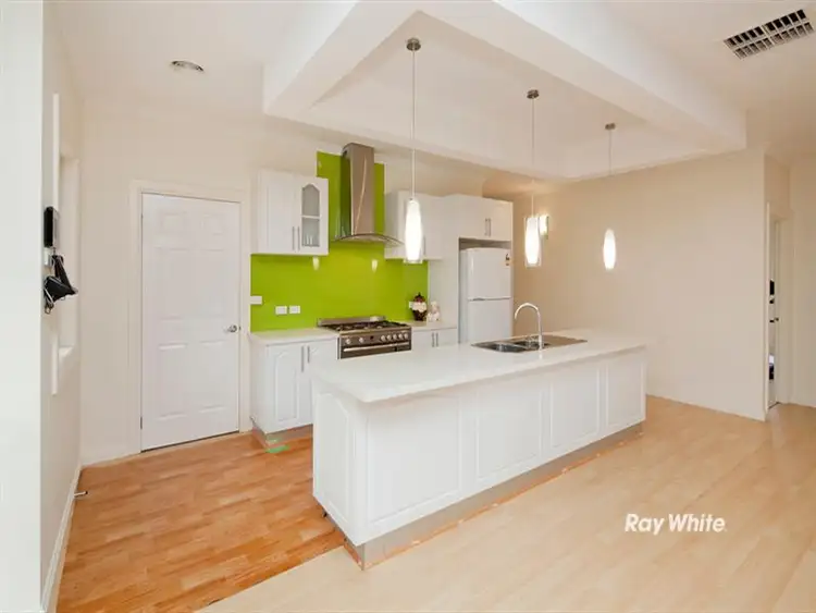 Seventh view of Homely house listing, 41 Ethereal Way, Skye VIC