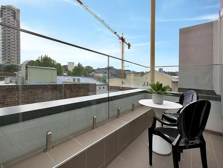 Third view of Homely studio listing, 21/62-64 Riley St, Darlinghurst NSW