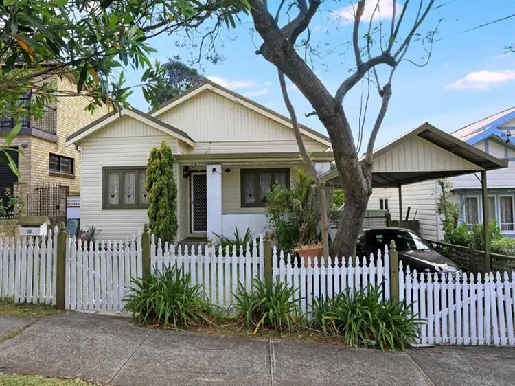 10 LUDGATE St, Roselands NSW