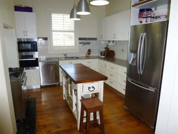 Second view of Homely house listing, 142 Gipps St, Dubbo NSW