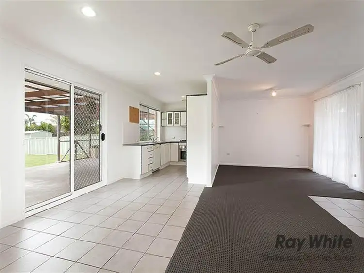 Sixth view of Homely house listing, 8 Normanby Pl, Albion Park NSW