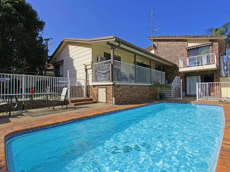 54 Arlington St, Gorokan NSW
