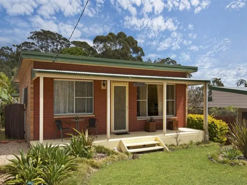 Main view of Homely house listing, 52 Kilkenny Pde, Berkeley Vale NSW