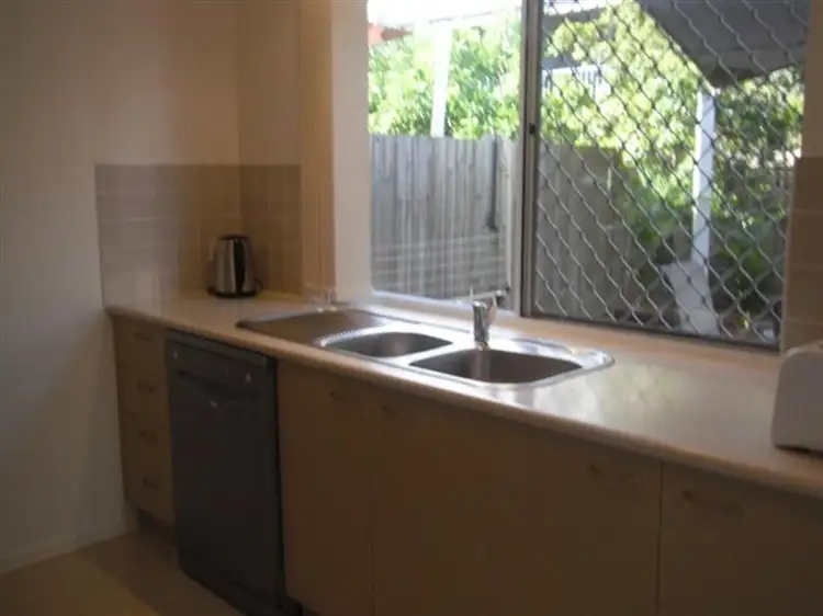 Fifth view of Homely townhouse listing, 16/83 Dibar St, Wynnum QLD