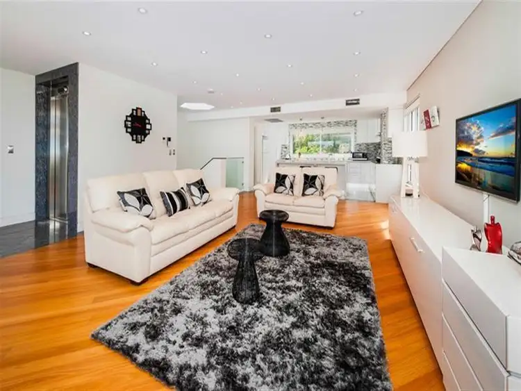 Second view of Homely apartment listing, 3/85 Bream St, Coogee NSW