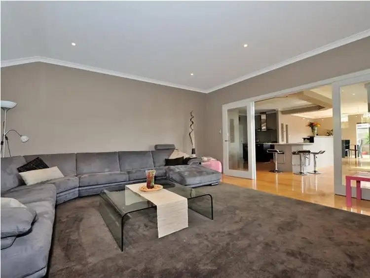 Sixth view of Homely house listing, 30 Riviera Vsta, Port Kennedy WA