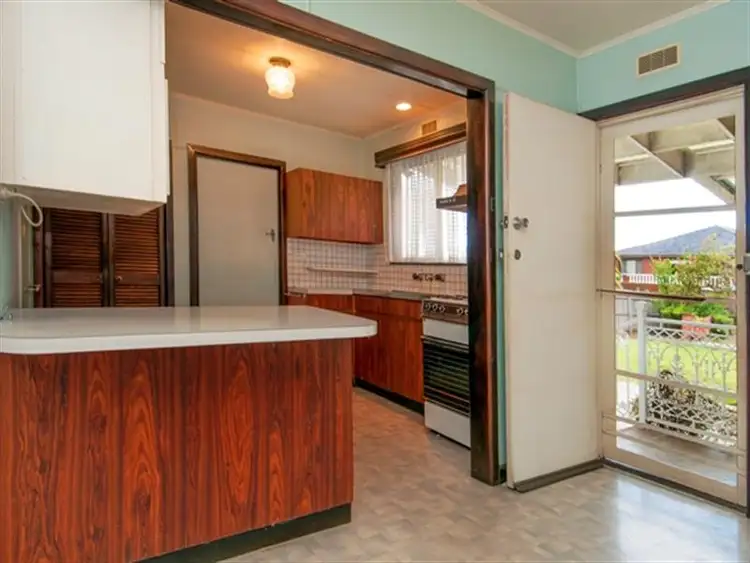 Sixth view of Homely house listing, 2 Park Ave, Preston VIC