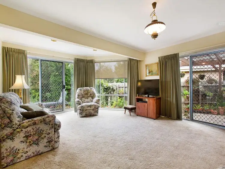 Second view of Homely house listing, 4 Justin Ct, Cheltenham VIC