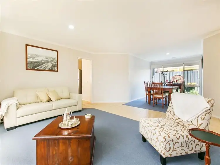 Second view of Homely house listing, 7 Nova Ct, Cheltenham VIC