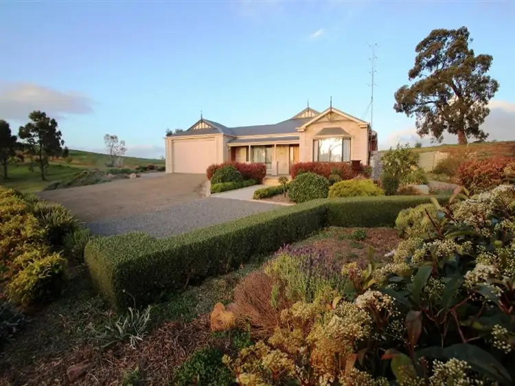 70 Norman Dr, Clare SA