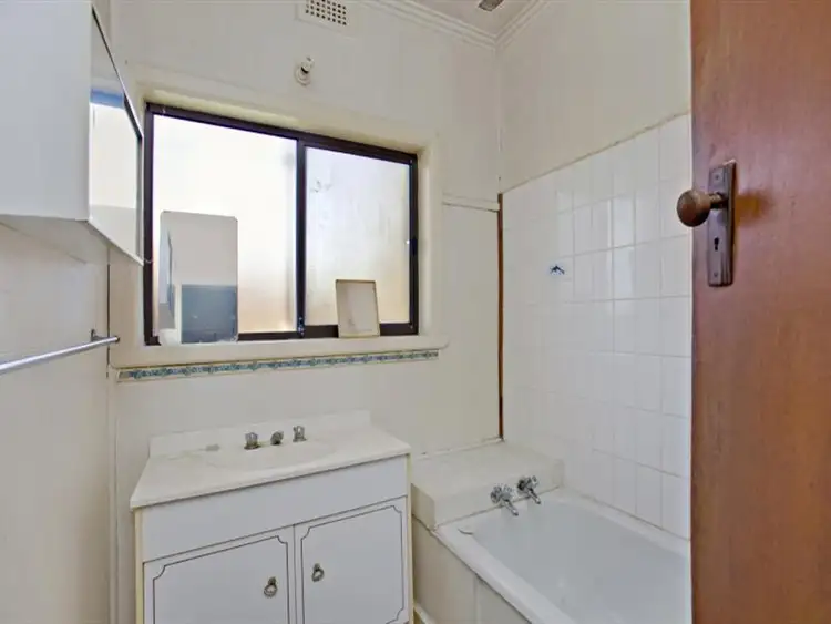 Sixth view of Homely house listing, 30 Tobruk Ave, Heidelberg West VIC