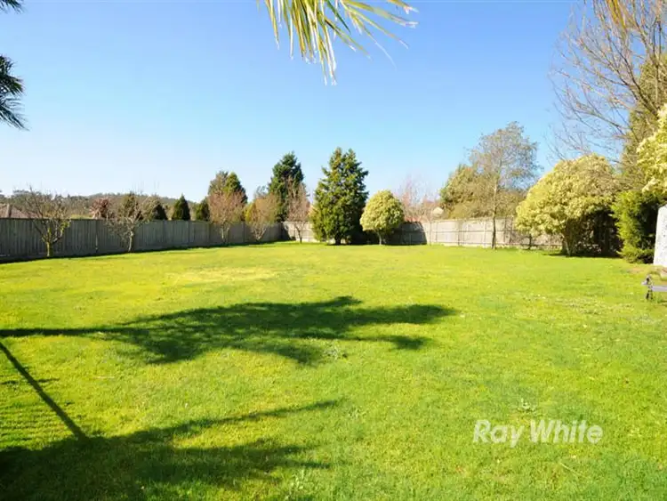Fifth view of Homely house listing, 13 Perceval Ct, Lysterfield VIC