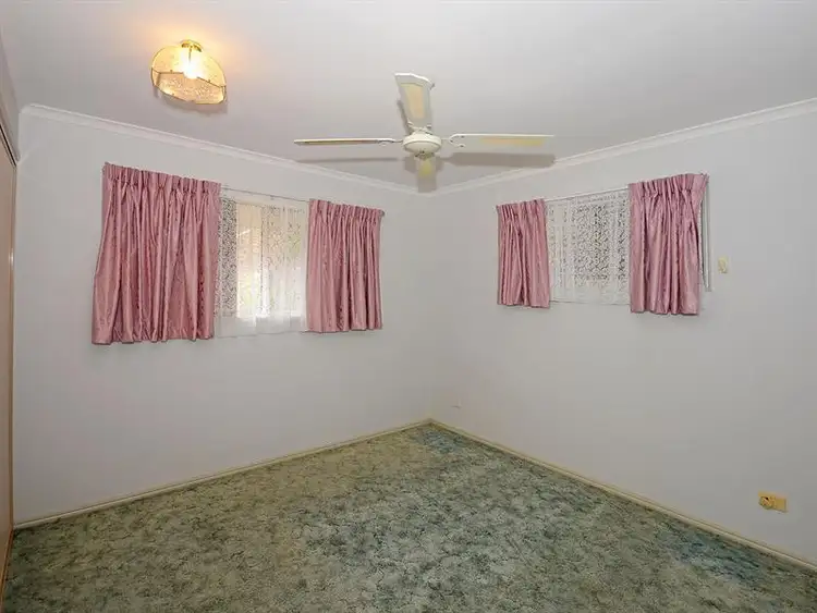 Fifth view of Homely unit listing, Unit 3/137 Freshwater St, Torquay QLD