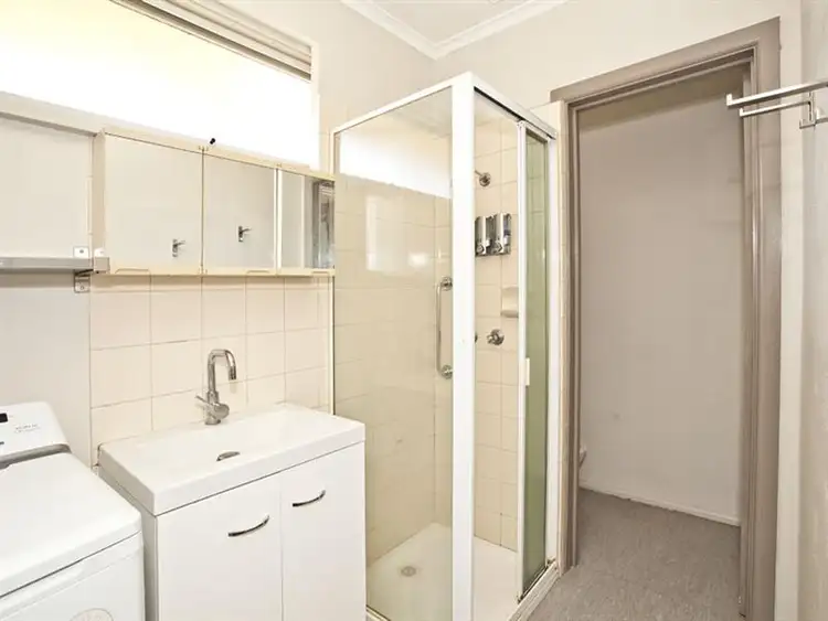 Fifth view of Homely unit listing, 3/4 Batten St, Glen Waverley VIC