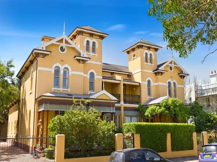 6/13-15 Collins St, Annandale NSW
