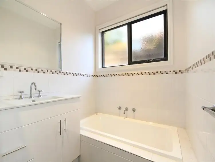 Fifth view of Homely townhouse listing, 3/30 Atkinson St, Chadstone VIC