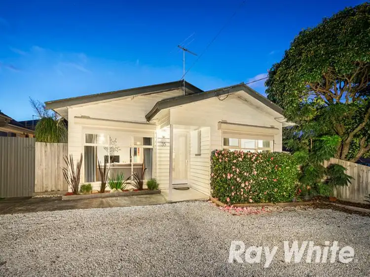 35 Eley Rd, Blackburn South VIC