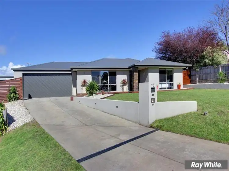 10 Correa Ct, Mount Martha VIC