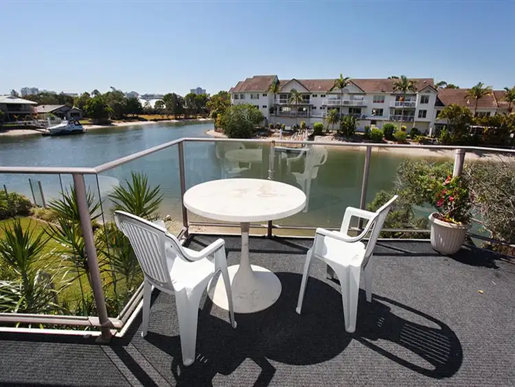 11/20-22 Woomba Pl, Mooloolaba QLD