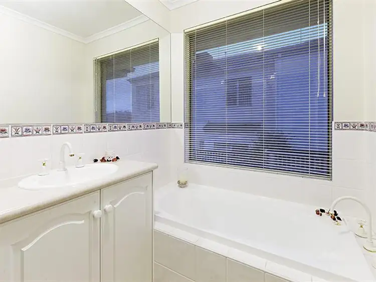 Fifth view of Homely house listing, 2 Solstice Walk, Glen Waverley VIC