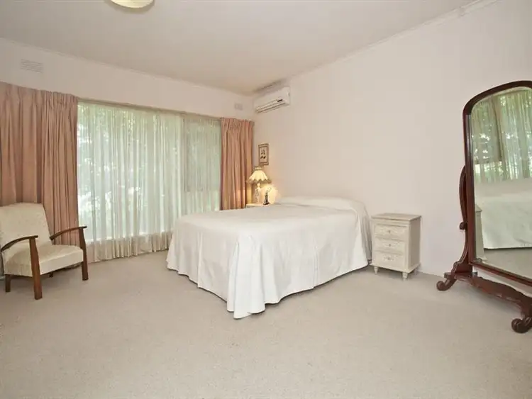 Sixth view of Homely house listing, 9 Leamington Cres, Glen Waverley VIC