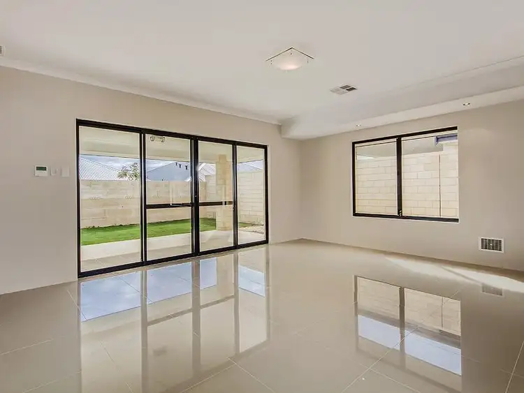 Seventh view of Homely house listing, 37 Buckingham Drive, PORT BOUVARD, Wannanup WA