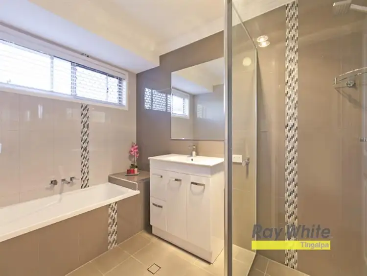 Sixth view of Homely house listing, 1 Michael Pl, Tingalpa QLD