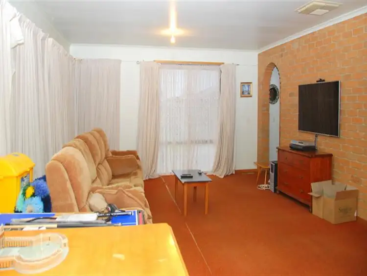 Fourth view of Homely house listing, 15 Michelle Dr, Hampton Park VIC