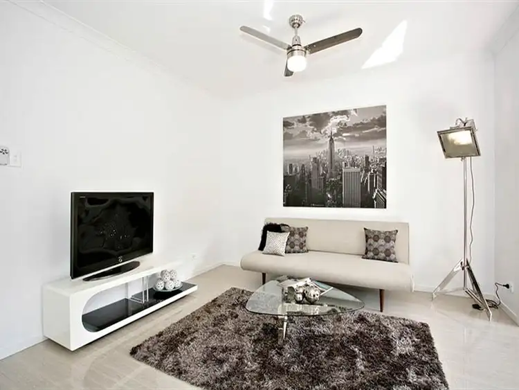 Fifth view of Homely townhouse listing, 4/29 Eversley Tce, Yeronga QLD