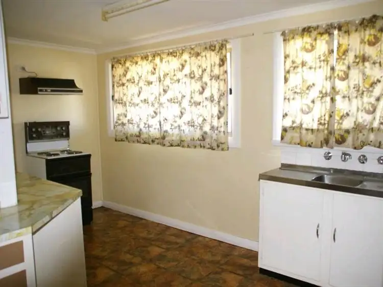 Fourth view of Homely house listing, 19 Murtho St, Renmark SA