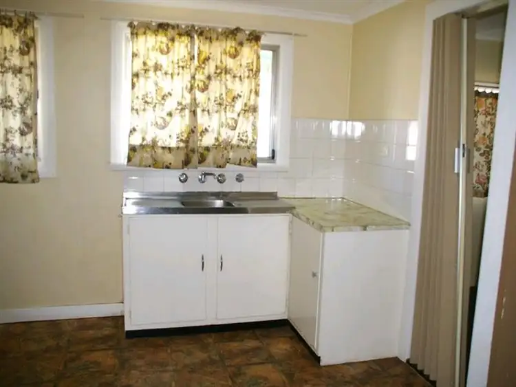 Fifth view of Homely house listing, 19 Murtho St, Renmark SA