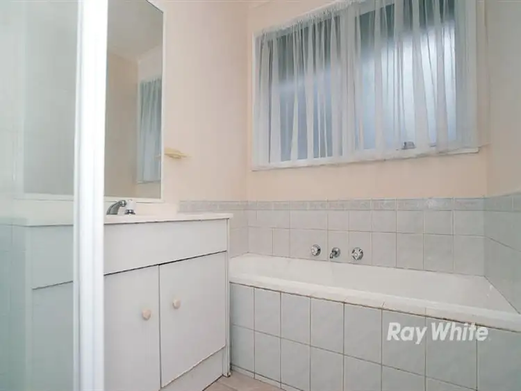Seventh view of Homely house listing, 6 Broome Cres, Cranbourne North VIC