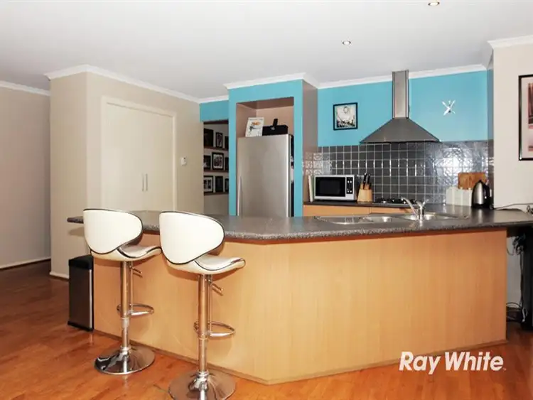 Fifth view of Homely house listing, 40 Sussex Ave, Cranbourne North VIC