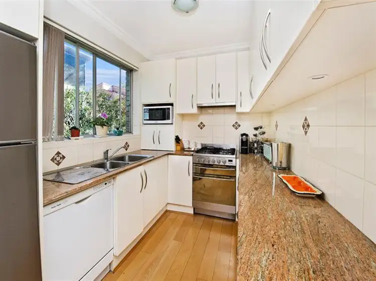 Fourth view of Homely apartment listing, 11/3 Rockley St, Bondi NSW