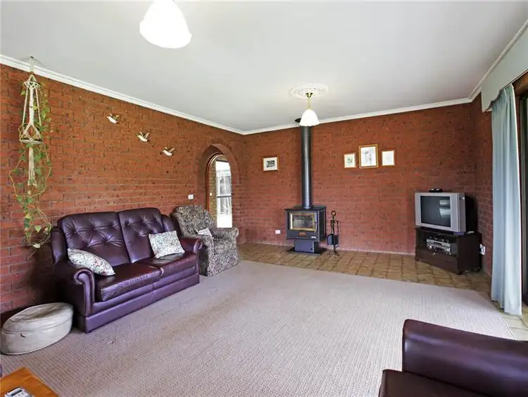 Fifth view of Homely house listing, 545 Windermere Rd, Lara VIC