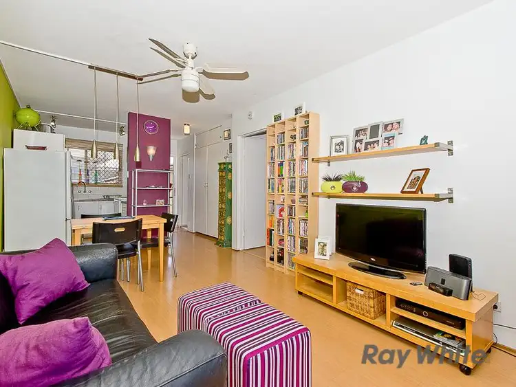 Third view of Homely unit listing, 3/21 Edmondstone St, Newmarket QLD