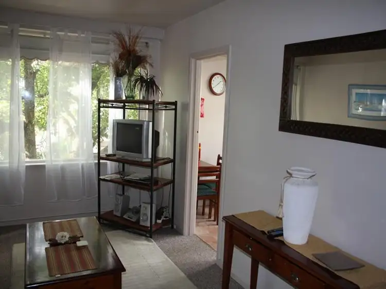 Second view of Homely apartment listing, 6/32 Aberdeen Rd, Prahran VIC
